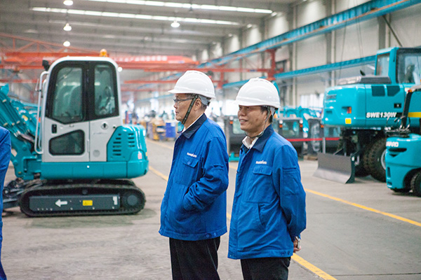 ϲѶ���ǹ��ɶԹ��������콨���ٻ񡶳�ɳ�����2015���ʮ�����ｱ