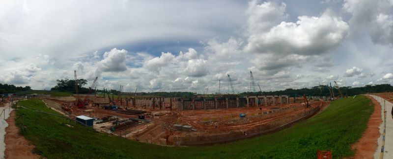 �����¼��£���ɫ�����뻨԰�������������