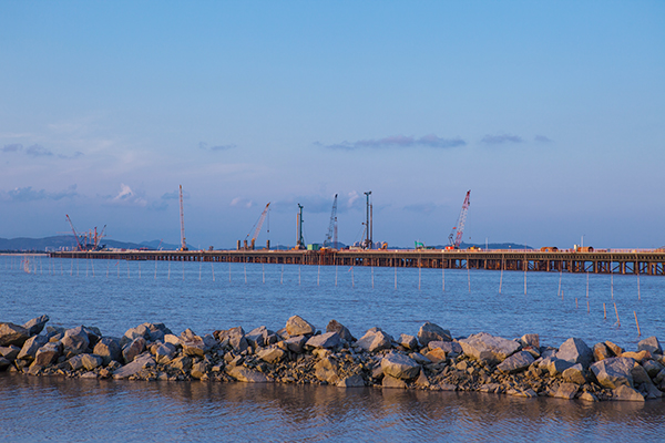 �뺣��110�ף��ǹ��ɶԹ���������������������ƽ��ش���