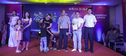 �ǹ��ɶԹ������ܿ�˧����Ϻ��һ����ͼ�������ٱ���BICESչ