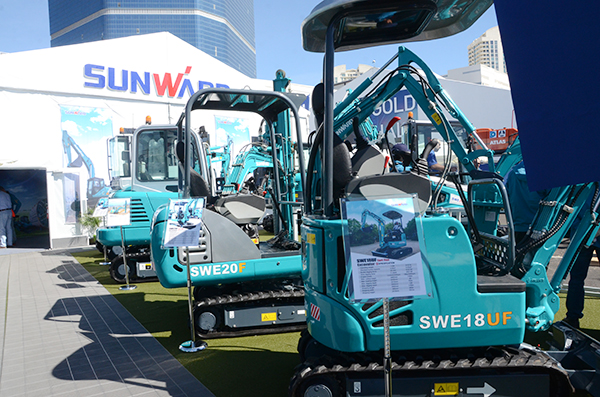 �ǹ��ɶԹ���������չ�������� ������ŷ�߶��г�