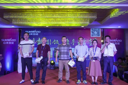 �ǹ��ɶԹ������ܿ�˧����Ϻ��һ����ͼ�������ٱ���BICESչ