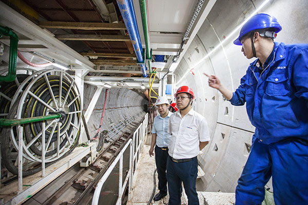 �����ǹ��ɶԹ����ܹ���˫�߾�� ȫ�����᳤ɳ����5����