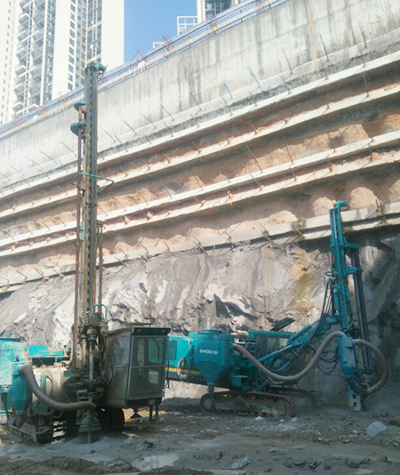 ��ɫʩ����һ���������ڵ��ǹ��ɶԹ������������������ִ��