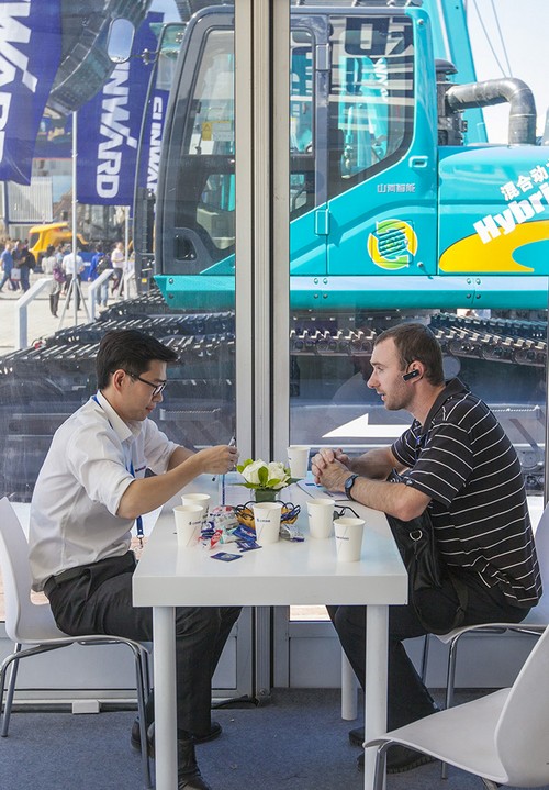 �ǹ��ɶԹ������ܿ�˧����Ϻ��һ����ͼ�������ٱ���BICESչ