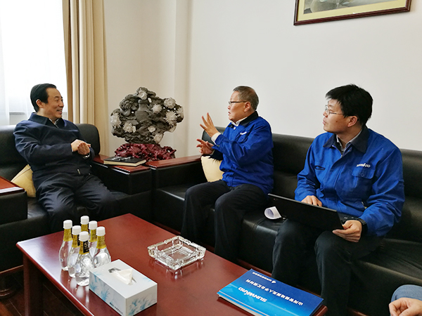 ���ǡ�һ�����ߡ��Ҽ����ˣ�����ʡ��Ϊ�ǹ��ɶԹ������ܹľ�