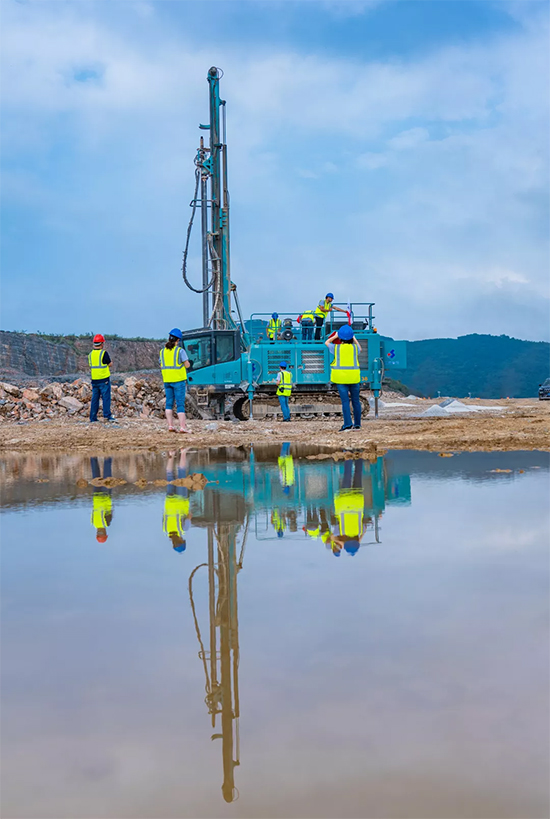 15��3��Сʱ���ǹ��ɶԹ�������Ԫ�ϼ�Ǳ��������۷硱����