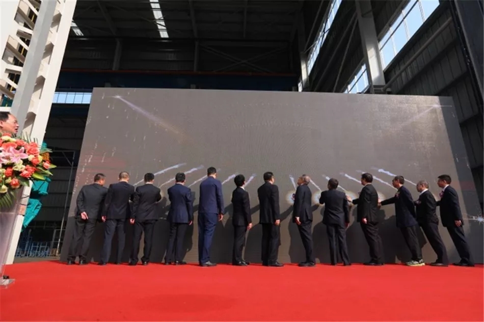 �ҹ��������ڽ���ʽ˫ģ�ܹ�������