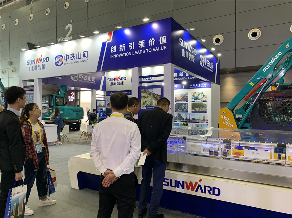 �ǹ��ɶԹ�������������չ���� չȫ�����ȹ���װ��Ч��