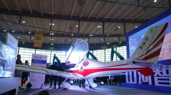 ��ǿ���ݾ�������Ч�����ǹ��ɶԹ����������Ƴ�ɳ���̻�еչ