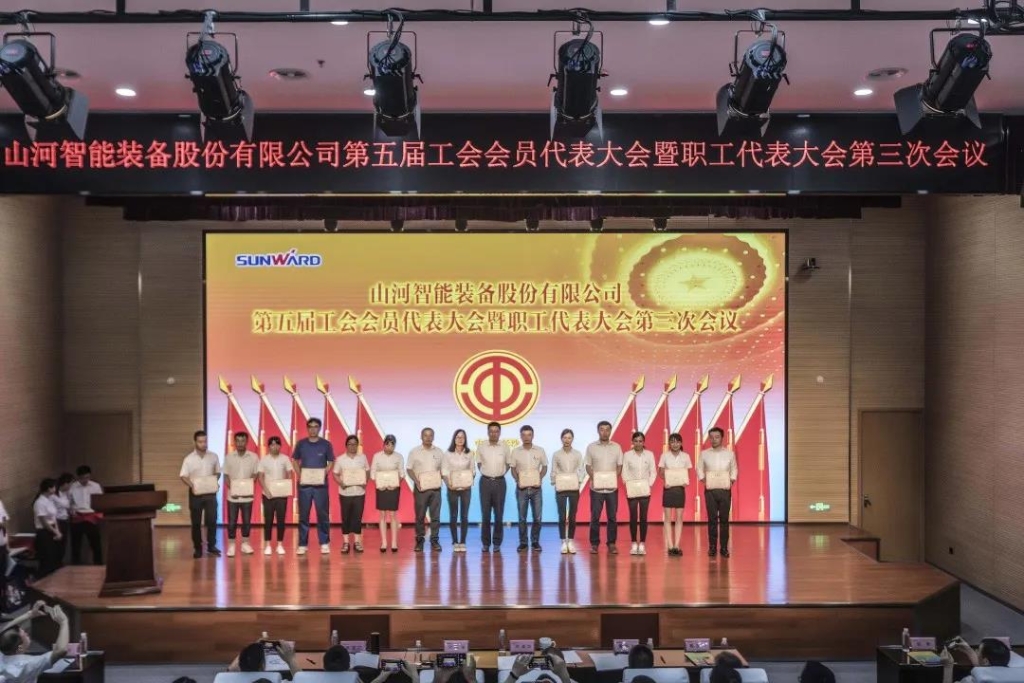 ���ľ��� ӭ����ս ��Ӯ�ǹ��ɶԹ��� �����ǹ��ɶԹ�������������Ρ�˫���ᡱʤ���ٿ�