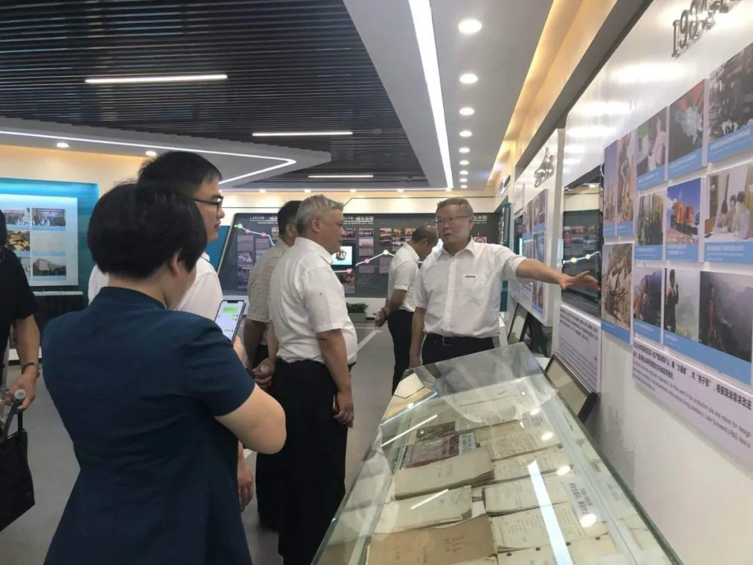 ���ϻƽ��Ŷ��³�������һ�п����ǹ��ɶԹ�������