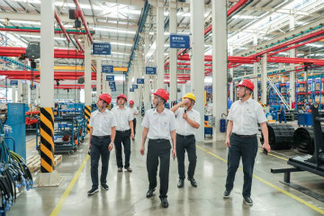 ���ݹ��ص���ͬ������Աһ�е��ǹ��ɶԹ������ܿ�չ����Խ�