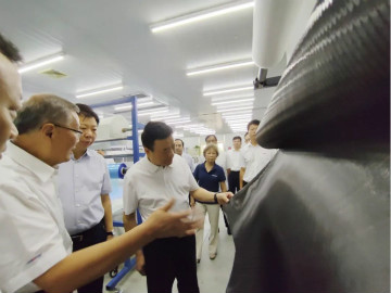 ��ʡ���·ɵ����ǹ��ɶԹ������չ�ҵ