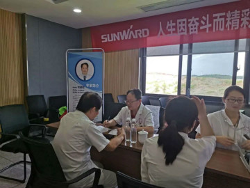 �ذ��Ƽ������߿��������������ս���ҵ�߽��ǹ��ɶԹ�������