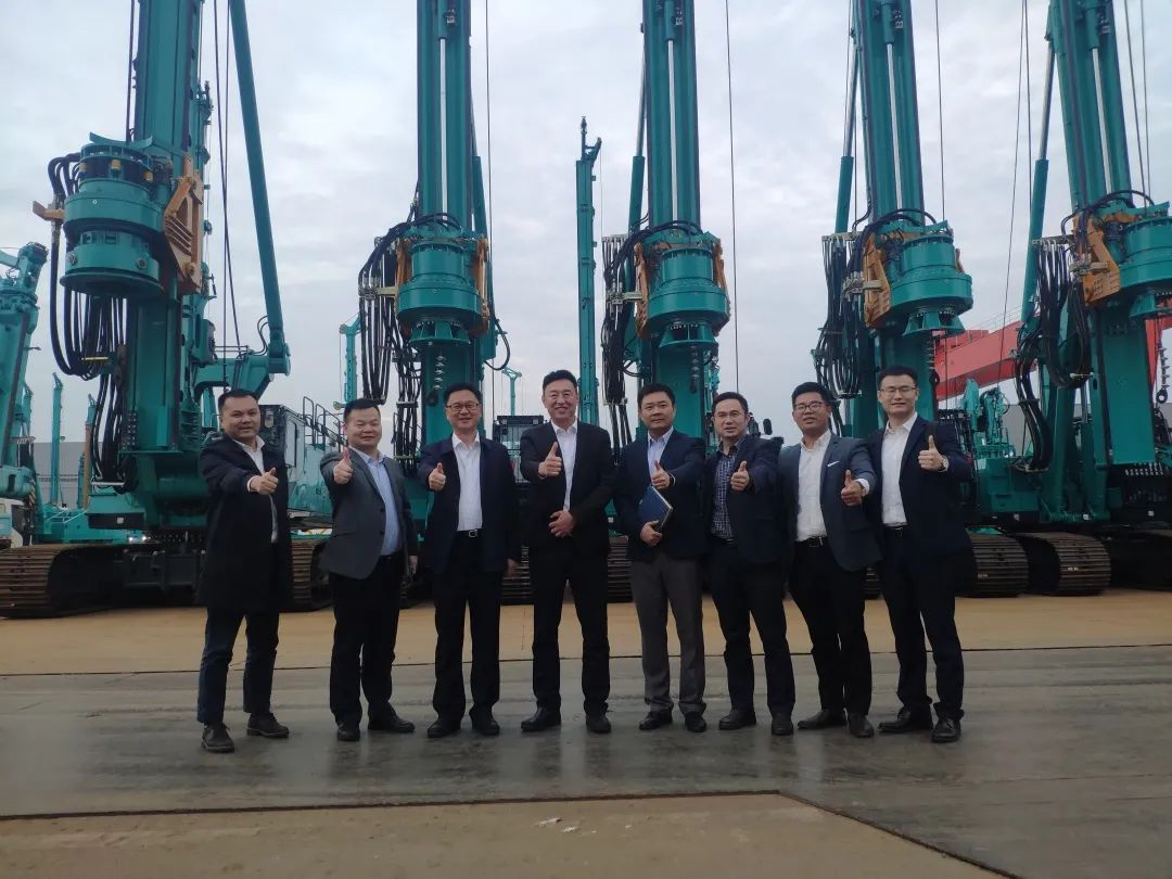 �й���ͨ��ϯ��ѧ�ҷ��ð������ǹ��ɶԹ�������