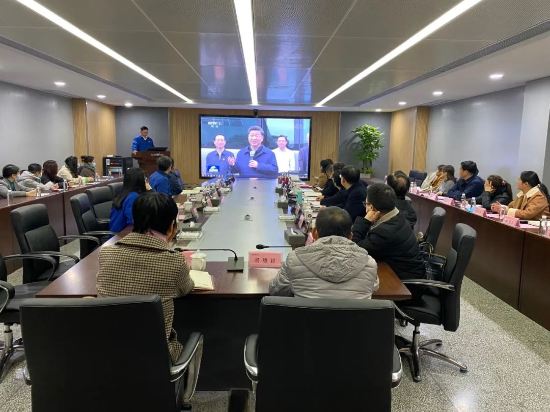 ��ó�ٻḰ�ǹ��ɶԹ������ܿ�չ���⵳���˶�