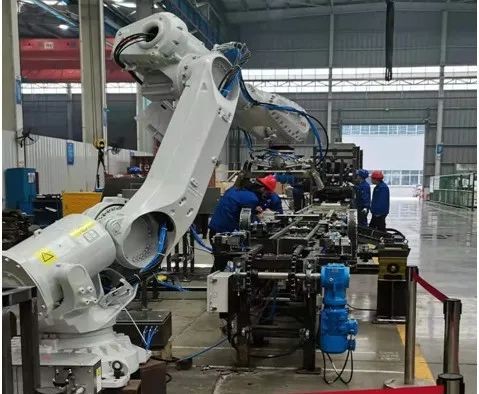 �м��ǹ��ɶԹ�����п��������Զ��߳���װ��˳�췢��