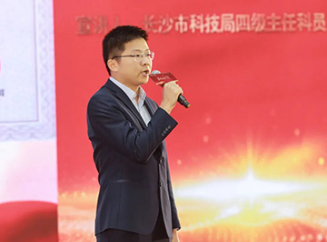 ��ѧϰ��ͷ�� ��ɳ΢���� �����������ר��΢�������ǹ��ɶԹ������ܾ���