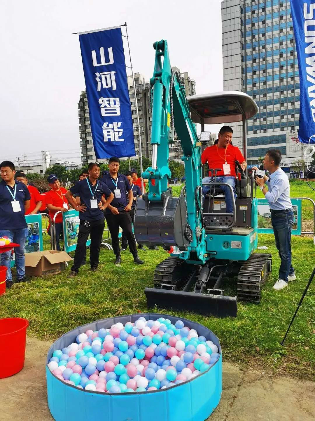 2020ȫ��΢�ڴ�� �ǹ��ɶԹ������ܾ�Ʒ΢��Ӯ�����ò�