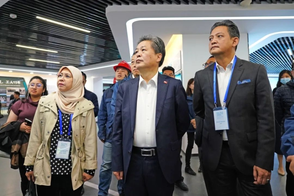 �����Ž�η��ſ����ǹ��ɶԹ�������