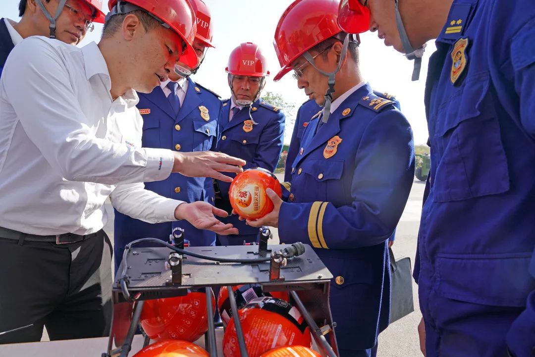 �������˻�ױ�� ��������ǹ��ɶԹ�������