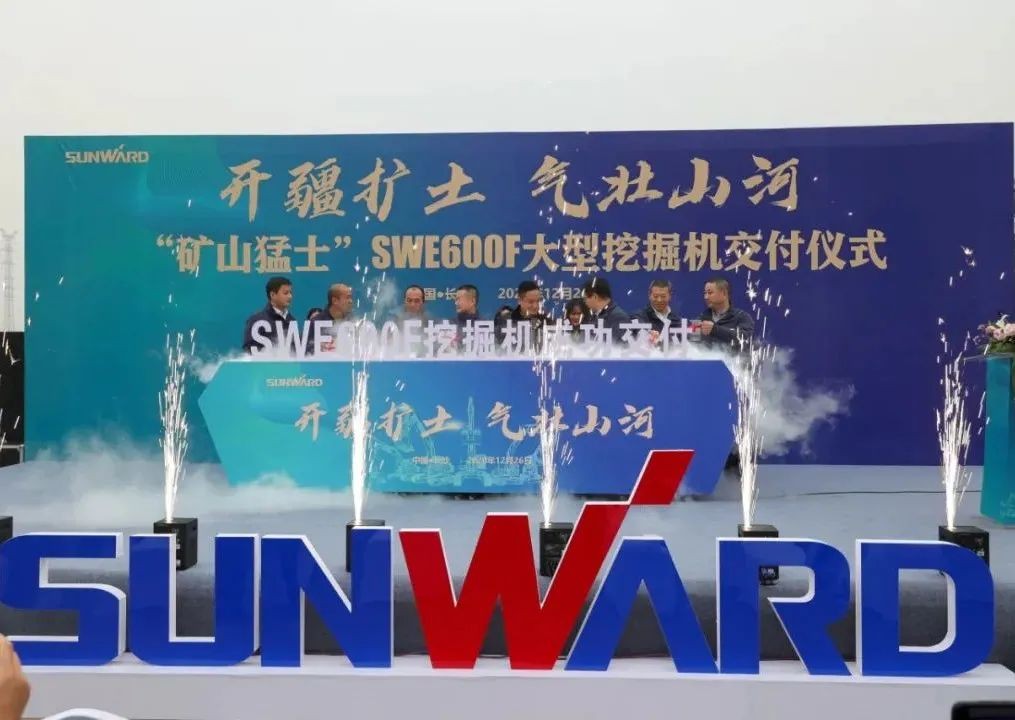 ������������׳�ǹ��ɶԹ��� | 600F���ڽ�����ʽʢ�����