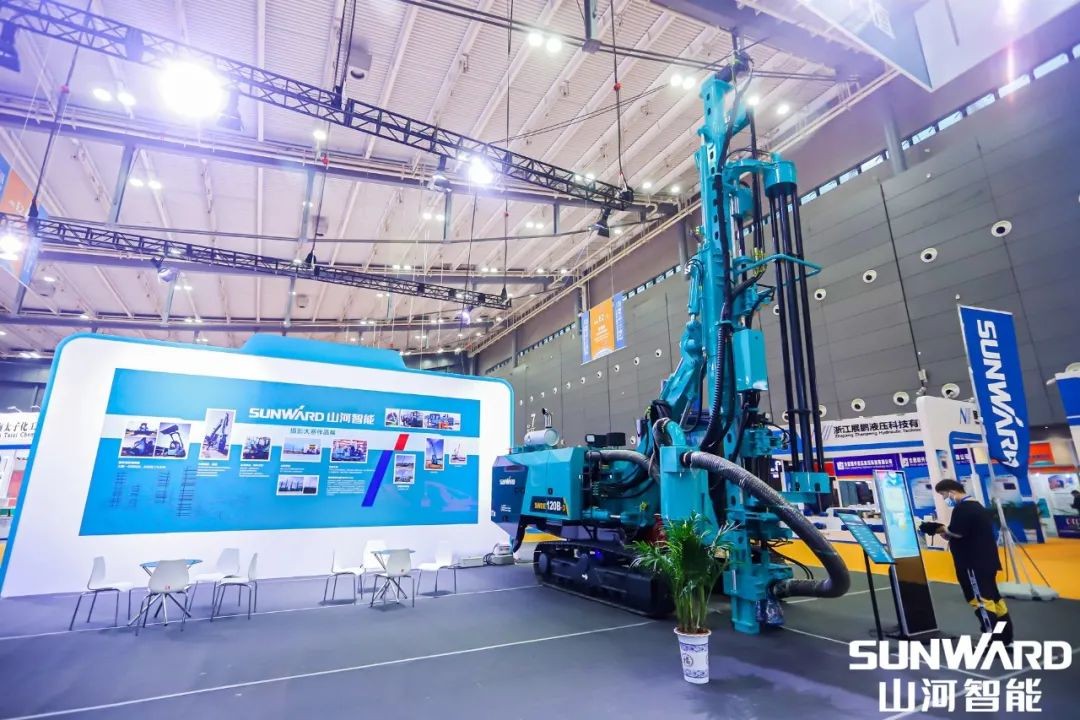 ���ǹ��ɶԹ����̡����೤ɳ���ʹ��̻�еչ��50����Ʒ�����ǹ��ɶԹ�����������ʵ��