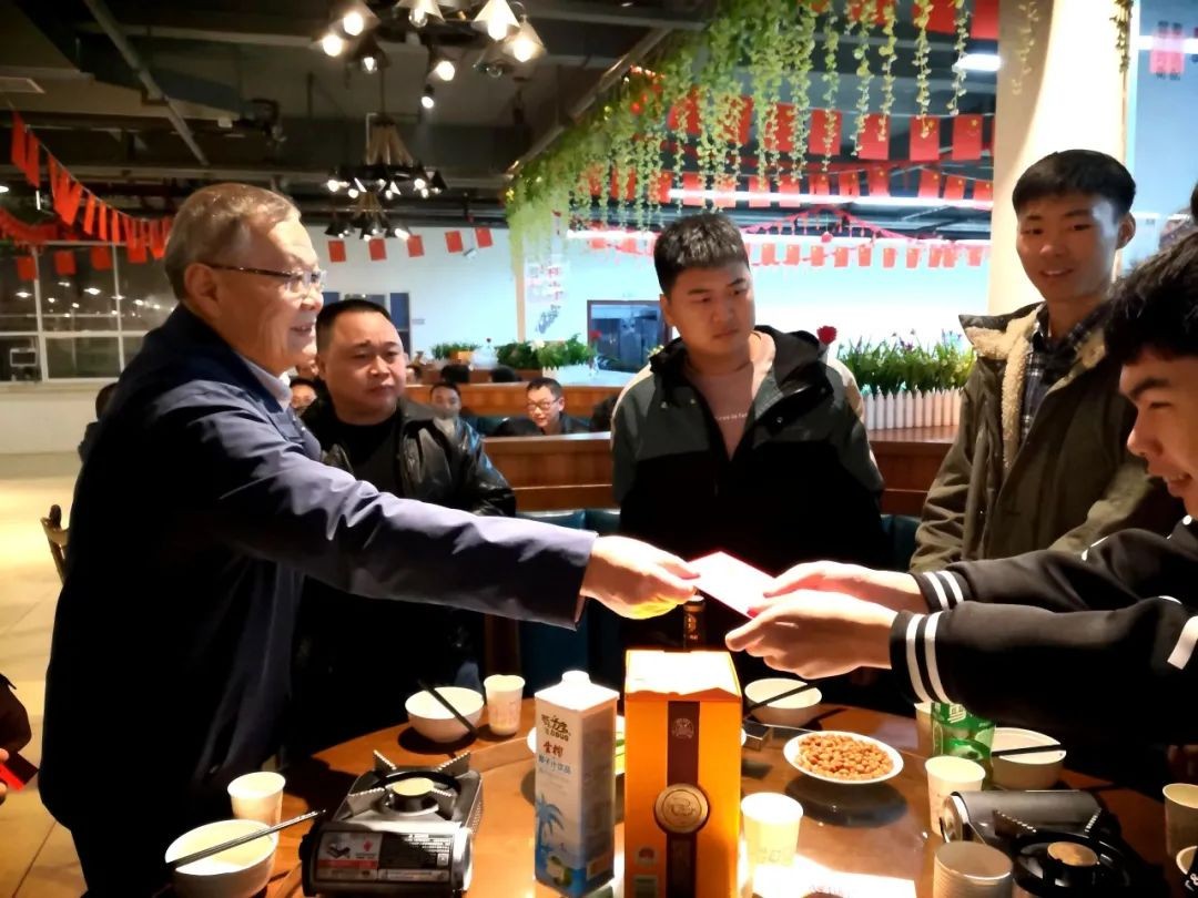 ���廪������Ա��ͬ����Բ��