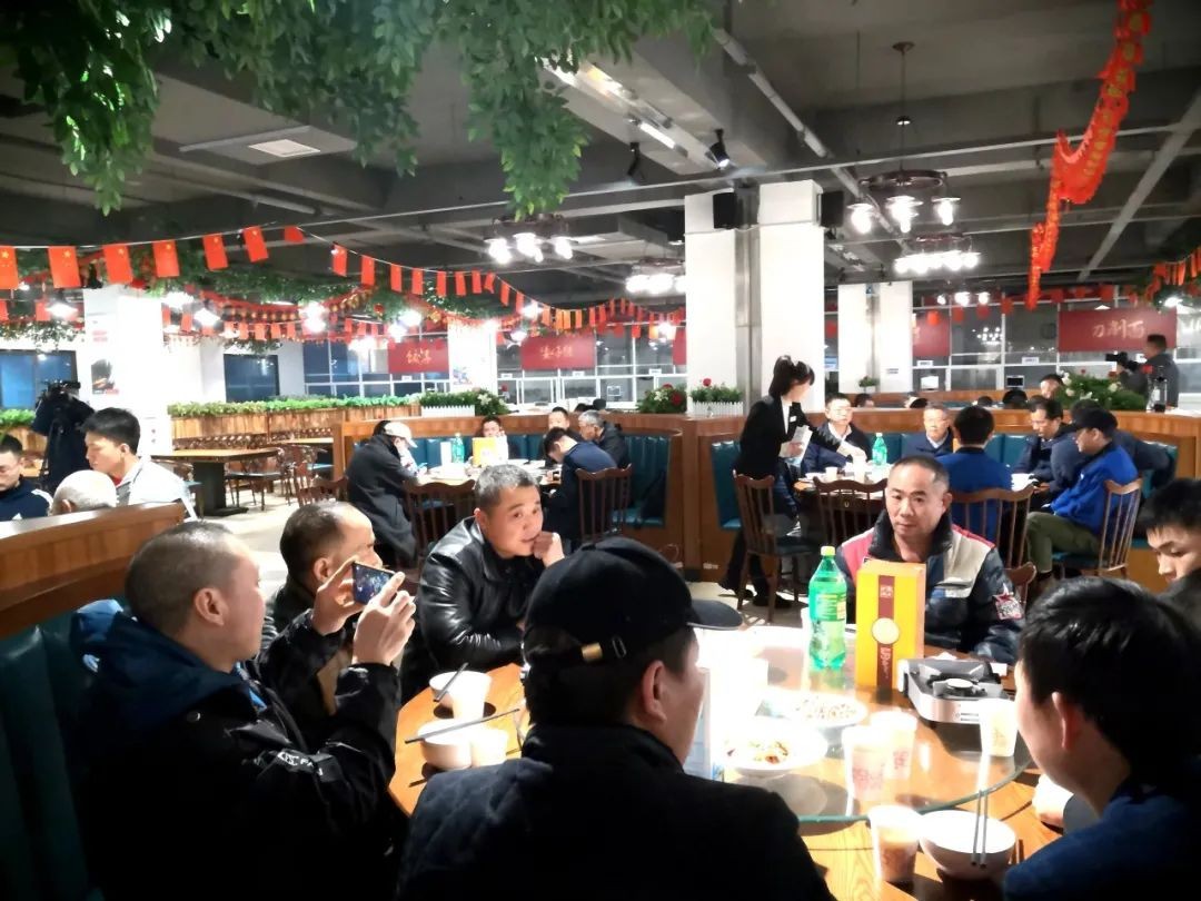 ���廪������Ա��ͬ����Բ��