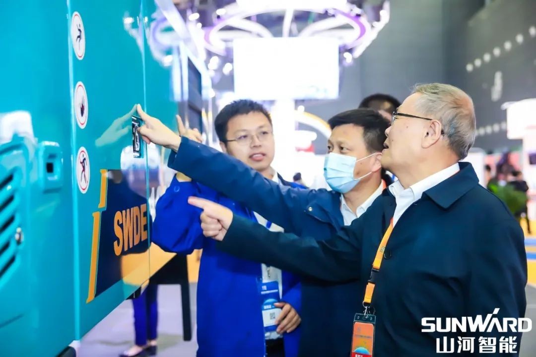 ���ǹ��ɶԹ����̡����೤ɳ���ʹ��̻�еչ��50����Ʒ�����ǹ��ɶԹ�����������ʵ��