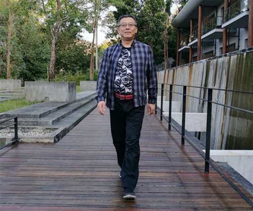 �ǹ��ɶԹ���-׷�󿵽�,����һ������