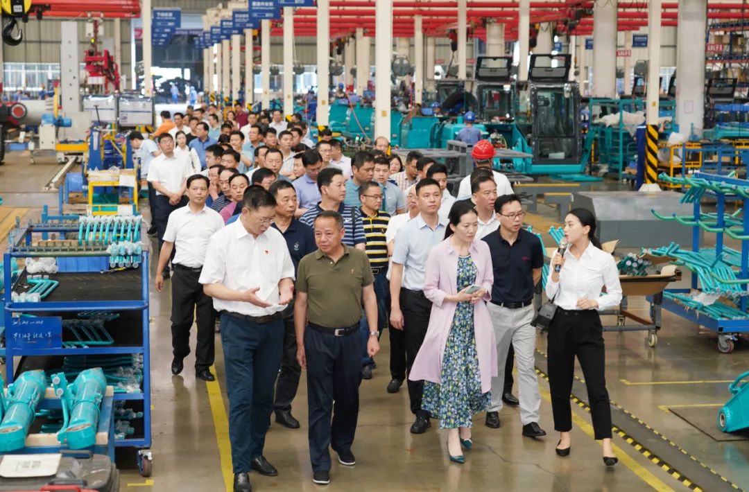 ʡί��Уר�����а�����ǹ��ɶԹ�������