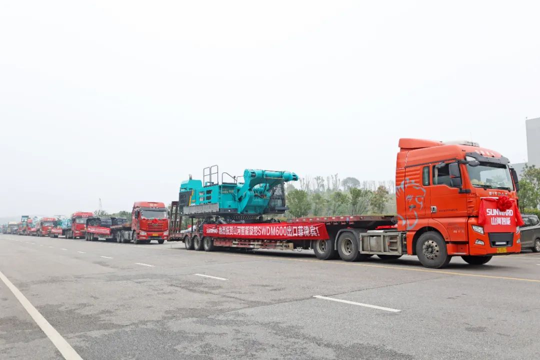 �ǹ��ɶԹ��������������������ڷ��ɱ���������չ�����г���ƪ��