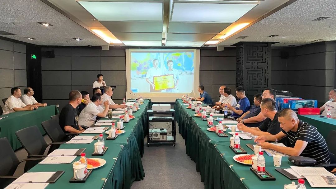 �����ǻۿ�ɽ���ǹ��ɶԹ������ܾ����½�վ��ɽ�ͻ����л�