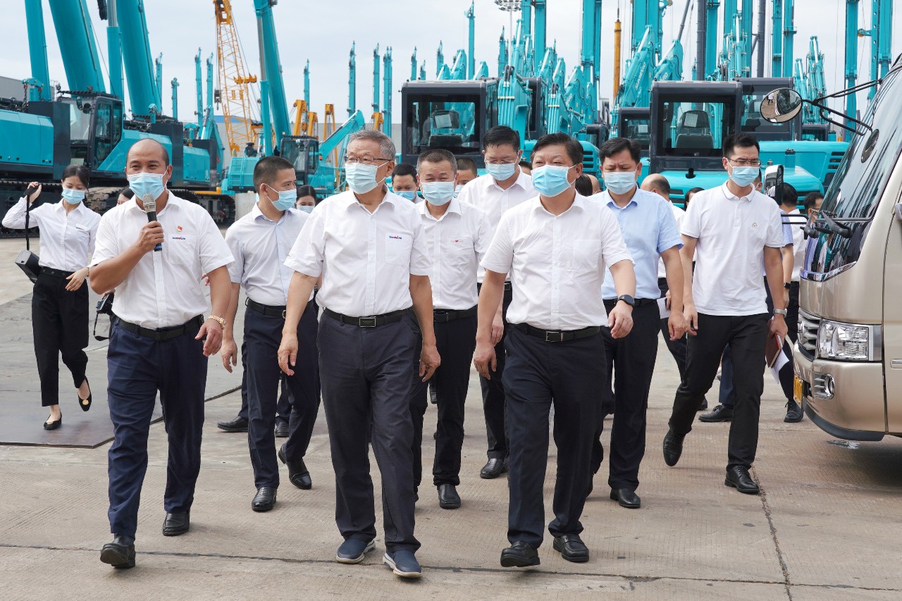 长沙县委书记付旭明调研糖果派对官网智能