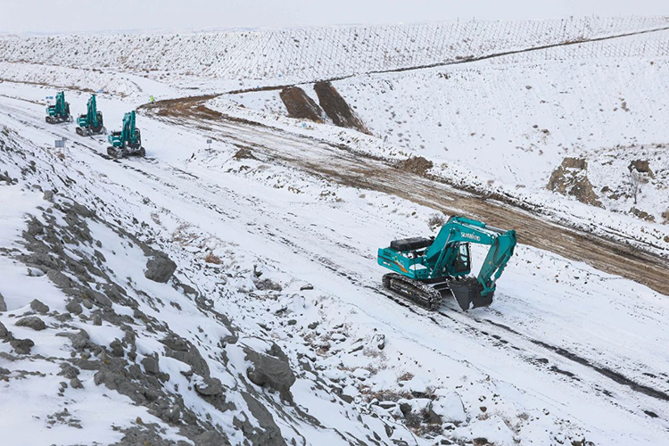 ͼ�� | ��ս��ɽ���ǹ��ɶԹ���������ɫ��ɽ����װ�����Ͻ����Ƽ�