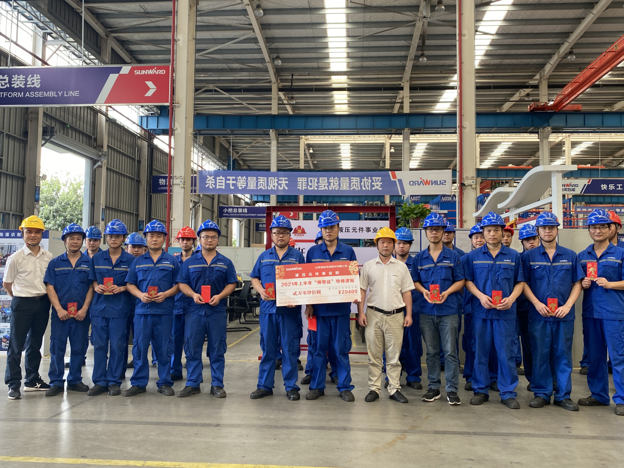 ͼ�� |��12��Ԫ�����ڽ��������ţ�Ϊ��Щ��ʦ����