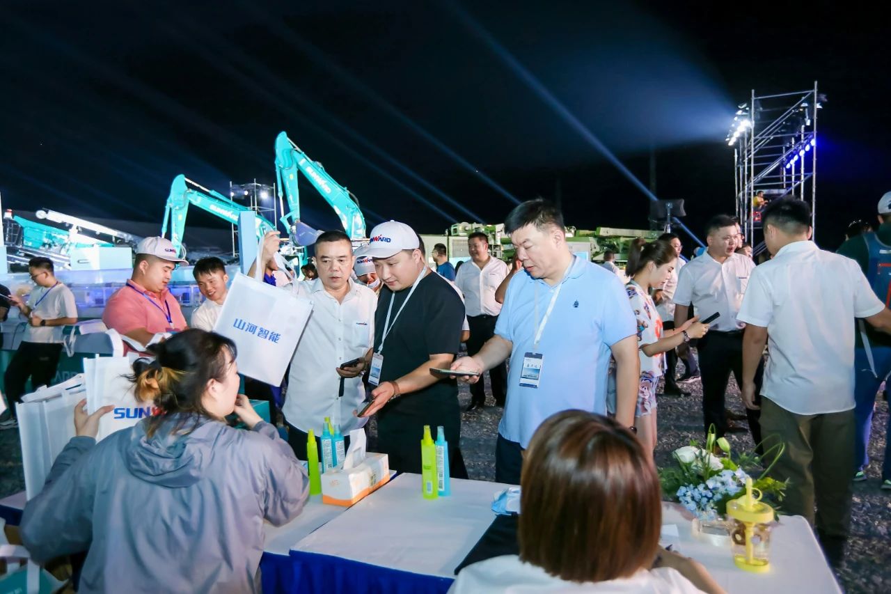 ��չ�����֣��ǹ��ɶԹ�������Ч��չʾ�������ʱ����Ϯ