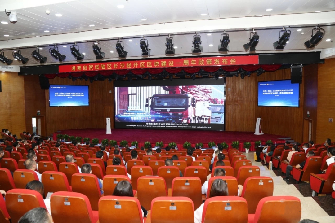 Я�ֳ�ɳ���������ǹ��ɶԹ�������̽�����̻�е����װ������