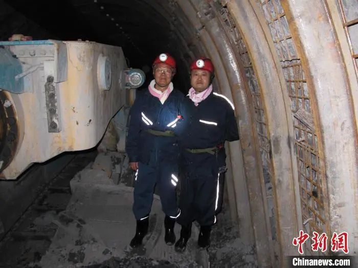 ý��۽� | ������ר�á����ǹ��ɶԹ��������״��˺��廪������̫�����۵�������