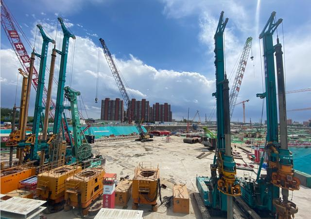 ����������ǹ��ɶԹ������ܳ���װ�������������ḱ�����ۺϽ�ͨ��Ŧվ����