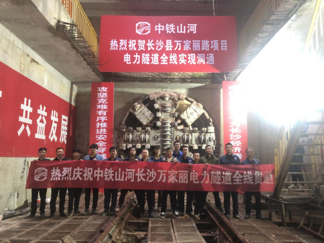 ��ʱ424����������߼�¼����������ٻ�ˢ�±����ߣ�������������ȫ�����