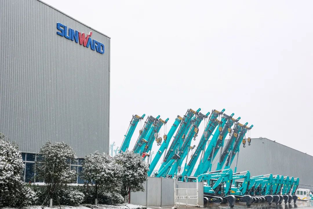 ��ѩ����������������ѩ���ǹ��ɶԹ�����