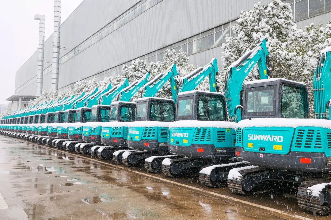 ��ѩ����������������ѩ���ǹ��ɶԹ�����