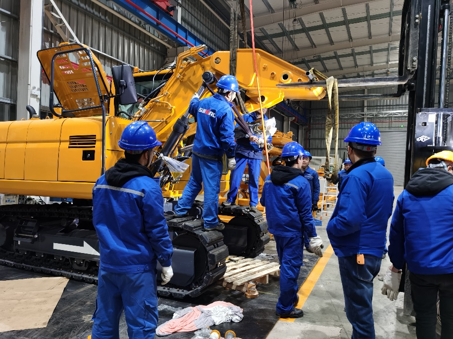 15�죡������ǹ��ɶԹ�������