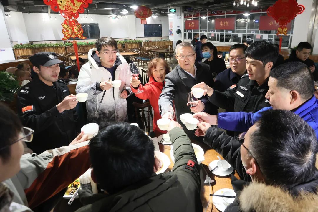 �ǹ��ɶԹ������ܶ��³����廪������Ա��һ������꣡