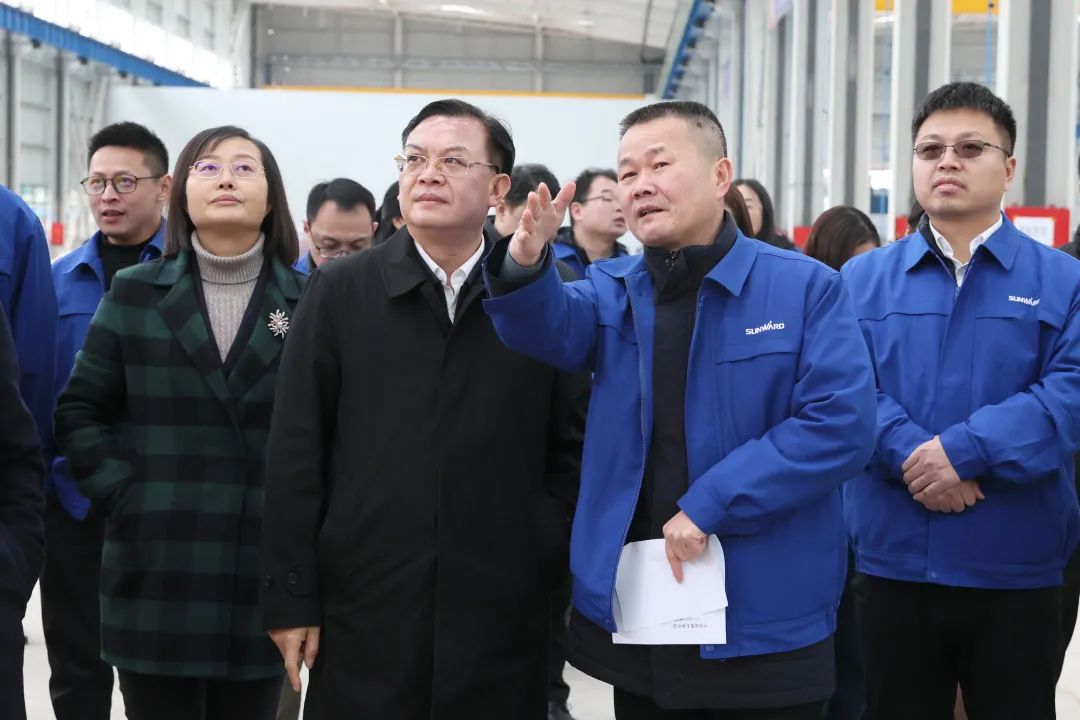 �ǹ��ɶԹ���-׷�󿵽�,����һ������