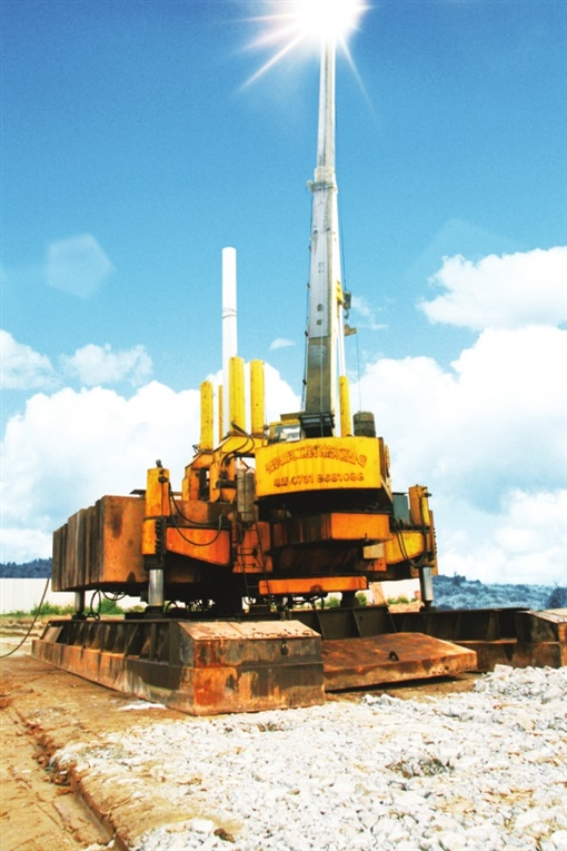 ºþÄÏÈÕ±¨£ºÌǹûÅɶԹÙÍøÖÇÄÜÖÂÁ¦½â¾öµØÏ¹¤³ÌÊ©¹¤¡°ÒÉÄÑÔÓÖ¢¡± ³ÉΪµØÏ¹¤³Ì×°±¸Áì¾üÕß