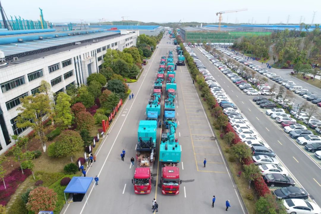 ��սȫ���г����ǹ��ɶԹ�����������װ����������